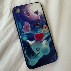 BT21 iPhone SE 2020 case